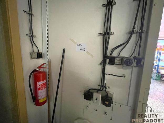 Pronájem obchodního prostoru, Tulešice, 201 m2