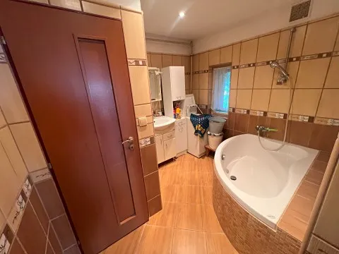 Prodej rodinného domu, Železnice, 156 m2