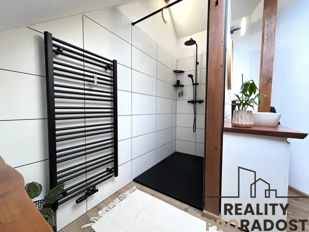 Prodej rodinného domu, Kuchařovice, Znojemská, 160 m2