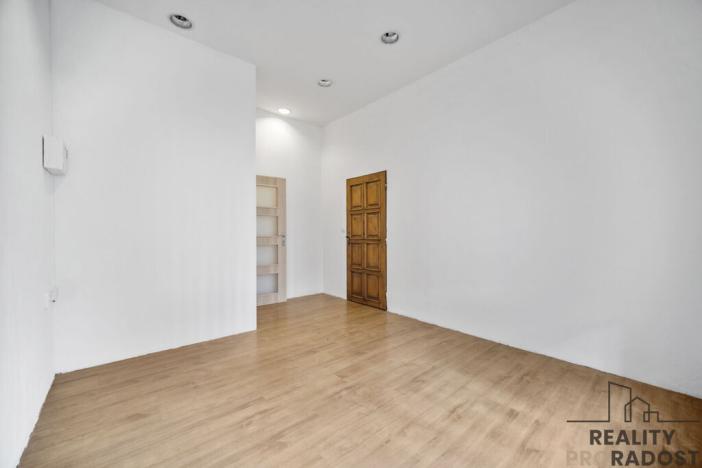 Pronájem bytu 2+kk, Pardubice, Smilova, 48 m2