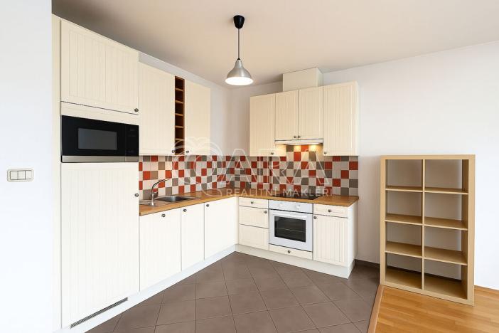 Pronájem bytu 2+kk, Praha - Dejvice, Paťanka, 64 m2