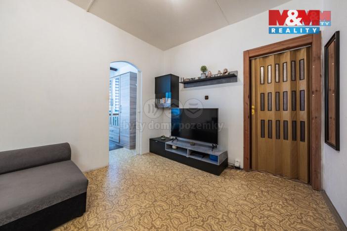 Pronájem bytu 1+1, Žatec, Mládežnická, 39 m2