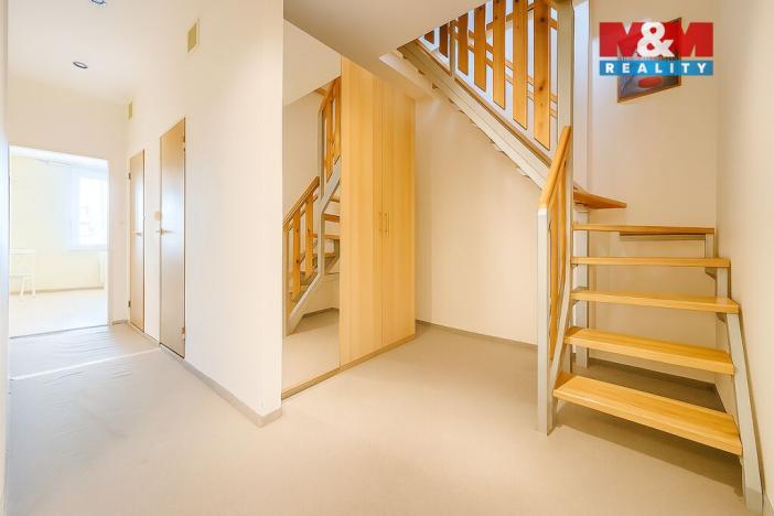 Prodej bytu 4+1, Karlovy Vary, nábřeží Jana Palacha, 128 m2