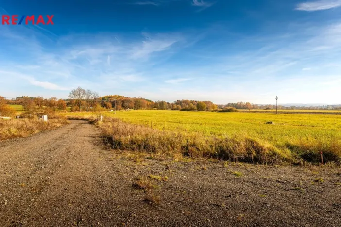 Prodej pozemku pro bydlení, Hajany, 1824 m2