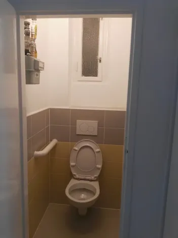 Pronájem bytu 2+kk, Praha - Vršovice, Petrohradská, 57 m2