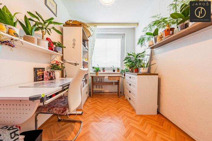 Prodej bytu 4+1, Teplice, Na konečné, 77 m2