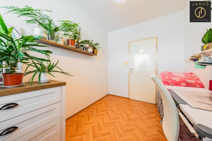 Prodej bytu 4+1, Teplice, Na konečné, 77 m2