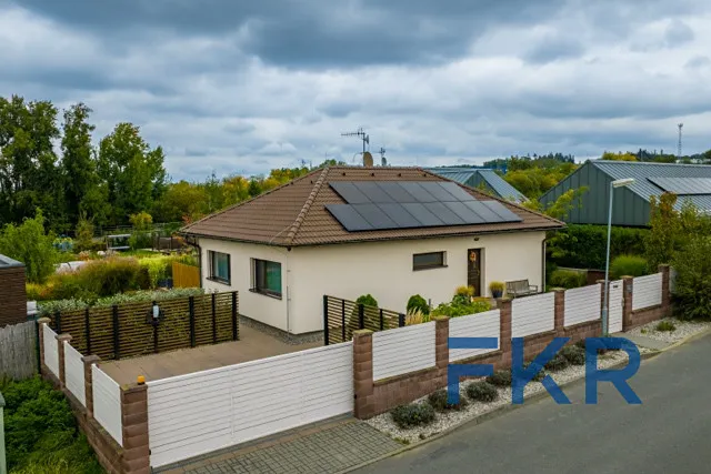 Prodej rodinného domu, Psáry, V Domkách, 114 m2