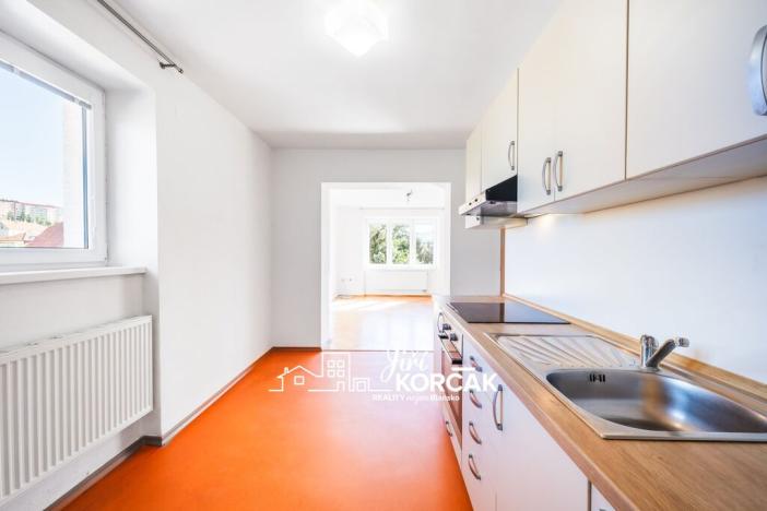 Prodej bytu 3+1, Blansko, Mahenova, 102 m2