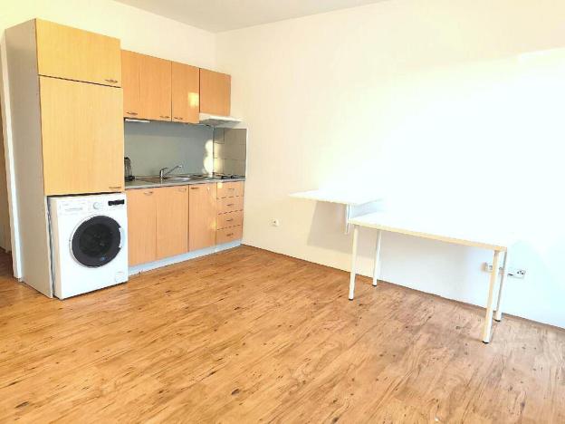 Pronájem bytu 1+kk, Poděbrady, Jeronýmova, 30 m2