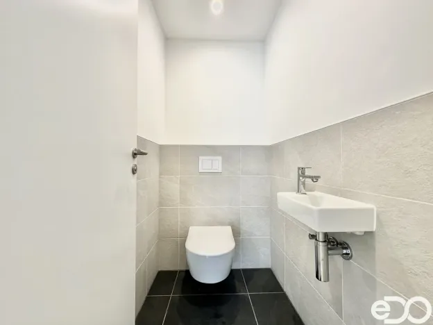 Pronájem bytu 3+kk, Praha, Ujgurská, 57 m2