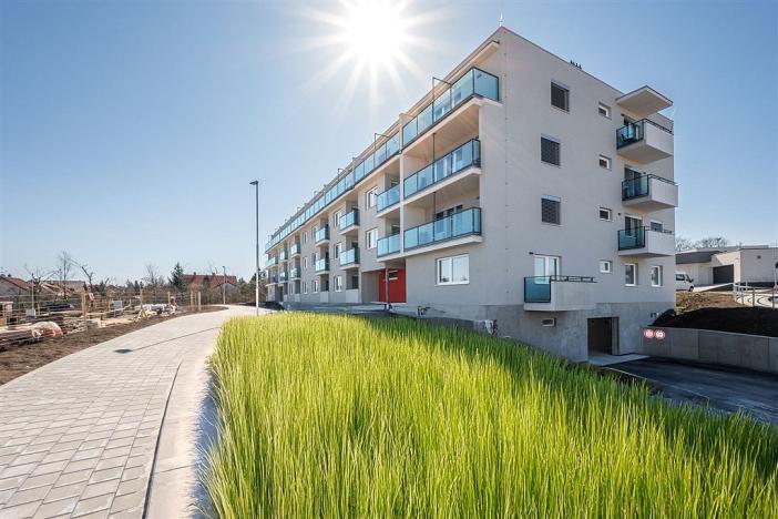 Prodej bytu 2+kk, Hustopeče, Alejní, 58 m2