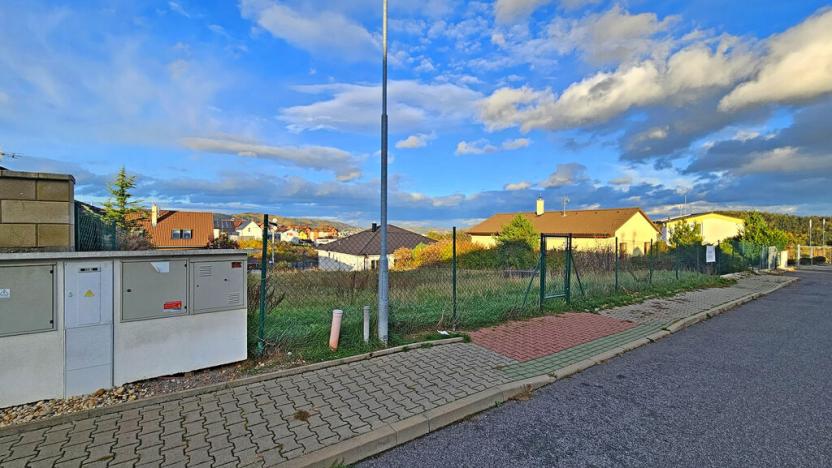 Prodej pozemku, Králův Dvůr - Levín, Na Vyhlídce, 629 m2