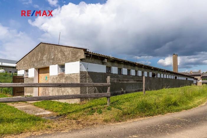 Pronájem skladu, Vranov, 1310 m2