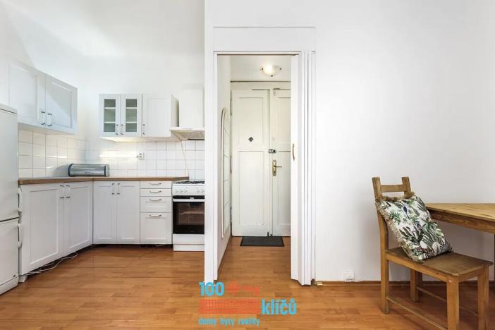 Pronájem bytu 1+kk, Praha - Holešovice, U Uranie, 26 m2