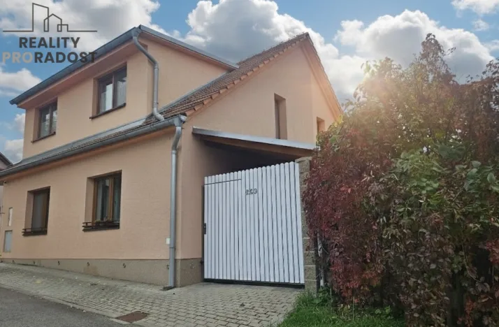 Prodej rodinného domu, Čebín, 208 m2