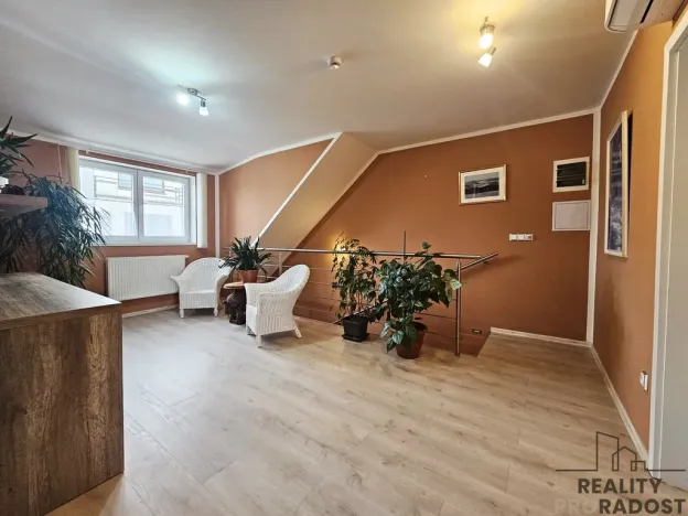 Prodej rodinného domu, Čebín, 208 m2