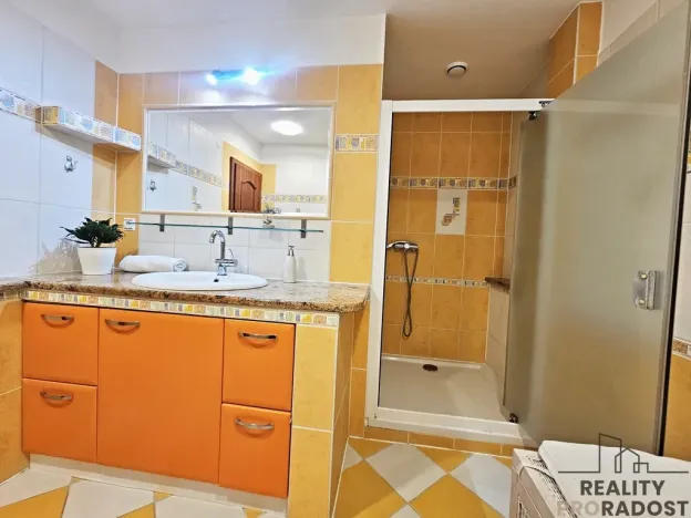 Prodej rodinného domu, Čebín, 208 m2