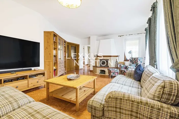 Prodej rodinného domu, Benešov, 264 m2