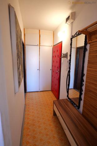 Prodej bytu 3+1, Olomouc, Lužická, 74 m2