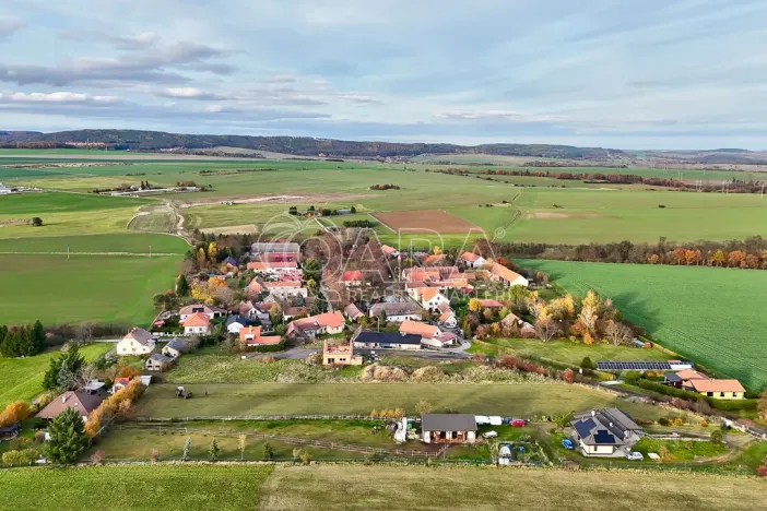 Prodej pozemku pro bydlení, Malá Hraštice, 859 m2