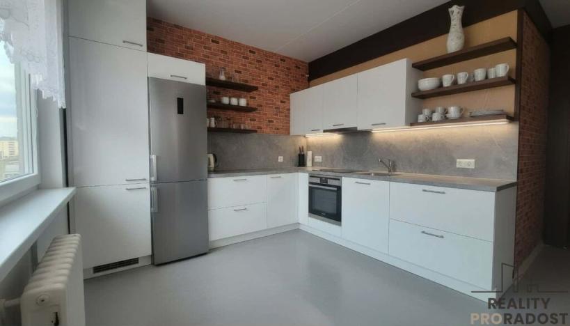 Prodej bytu 2+1, Moravský Krumlov, Sídliště, 52 m2