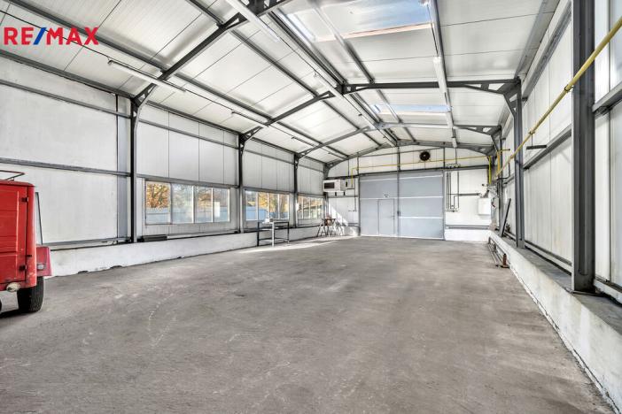 Pronájem skladu, Doubravice, 1280 m2