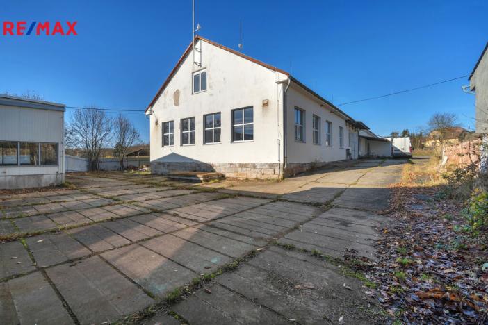 Pronájem skladu, Doubravice, 1380 m2