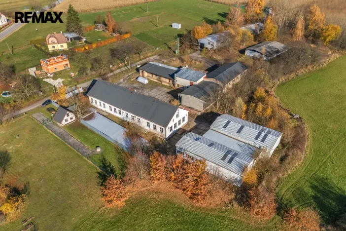 Pronájem skladu, Doubravice, 1380 m2