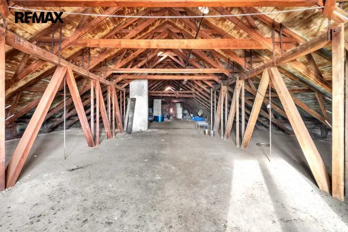 Pronájem skladu, Doubravice, 1380 m2