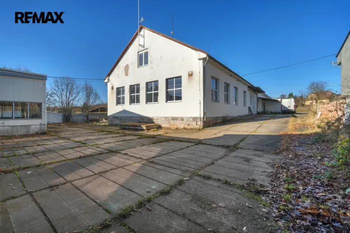 Pronájem skladu, Doubravice, 1380 m2