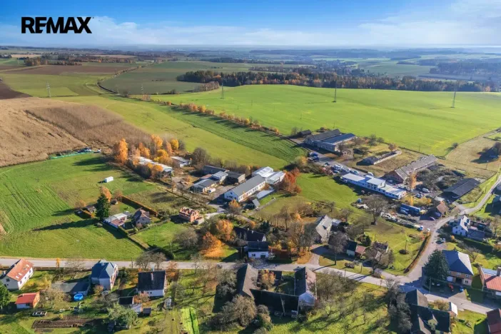 Pronájem skladu, Doubravice, 1380 m2