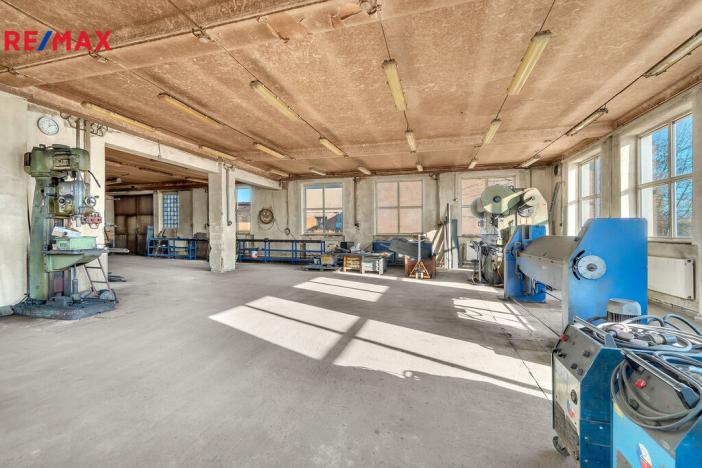 Prodej skladu, Doubravice, 1380 m2