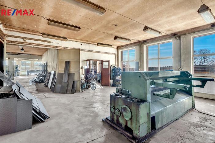 Prodej skladu, Doubravice, 1380 m2
