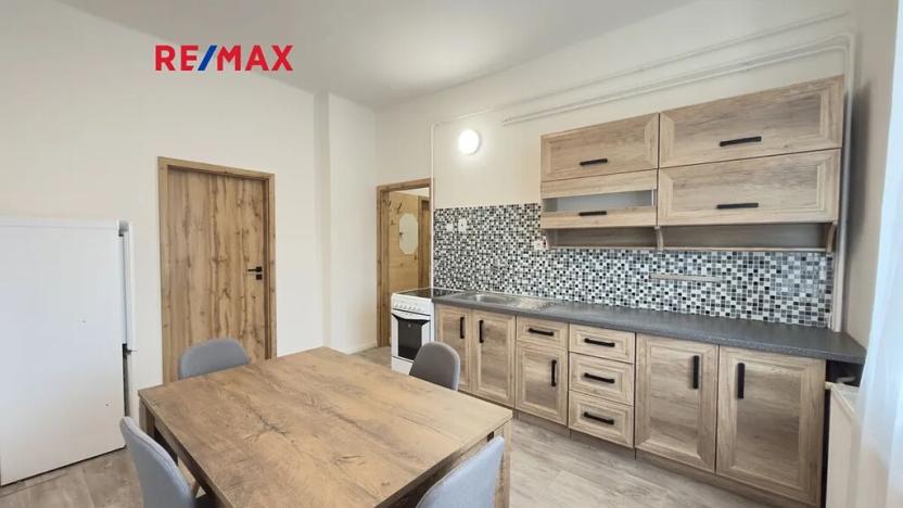 Prodej bytu 2+1, Mírov, 55 m2