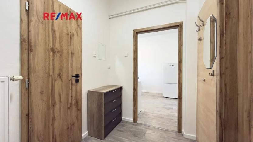 Prodej bytu 2+1, Mírov, 55 m2