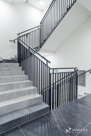 Pronájem kanceláře, Praha - Karlín, Thámova, 293 m2