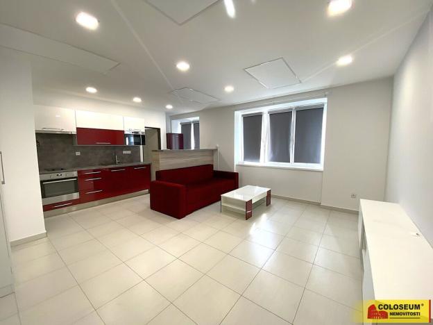 Pronájem bytu 3+kk, Hodonín, 80 m2