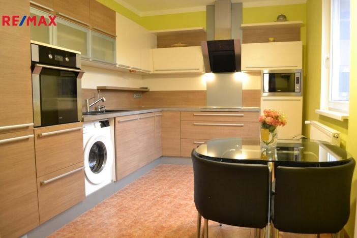 Pronájem bytu 3+kk, Nupaky, Průběžná, 69 m2