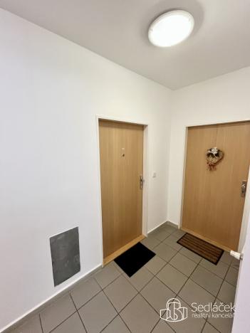 Pronájem bytu 1+kk, Karlovy Vary - Stará Role, Kryzánkova, 34 m2