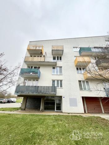 Pronájem bytu 1+kk, Karlovy Vary - Stará Role, Kryzánkova, 34 m2