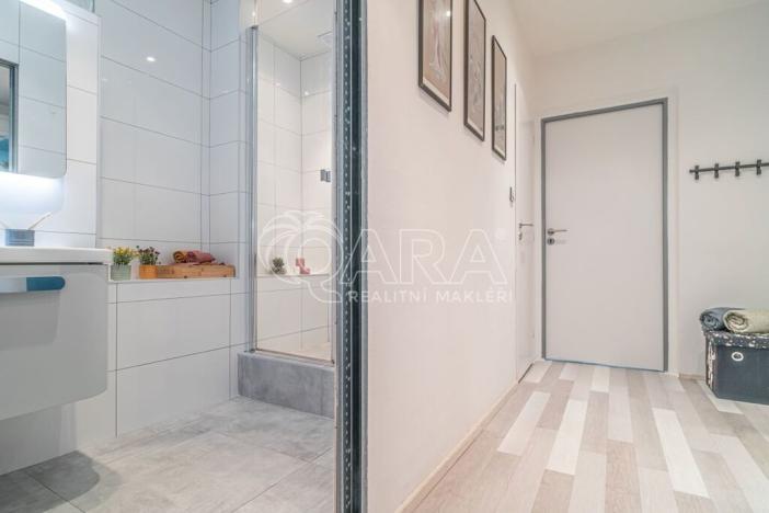 Pronájem bytu 2+1, Kladno - Kročehlavy, Dlouhá, 53 m2