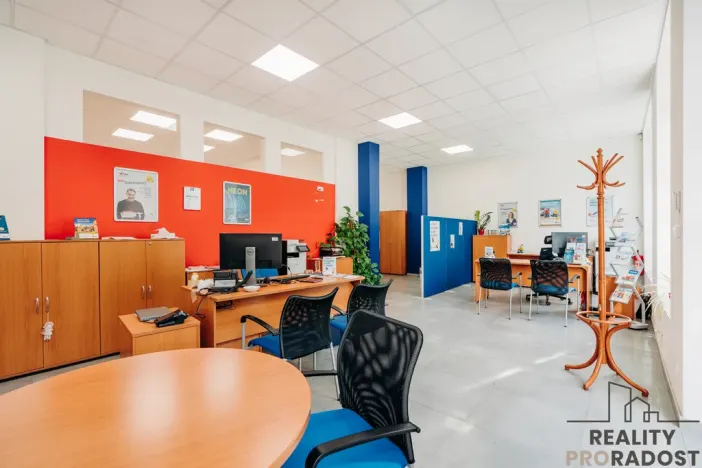 Pronájem obchodního prostoru, Hodonín, Národní třída, 119 m2