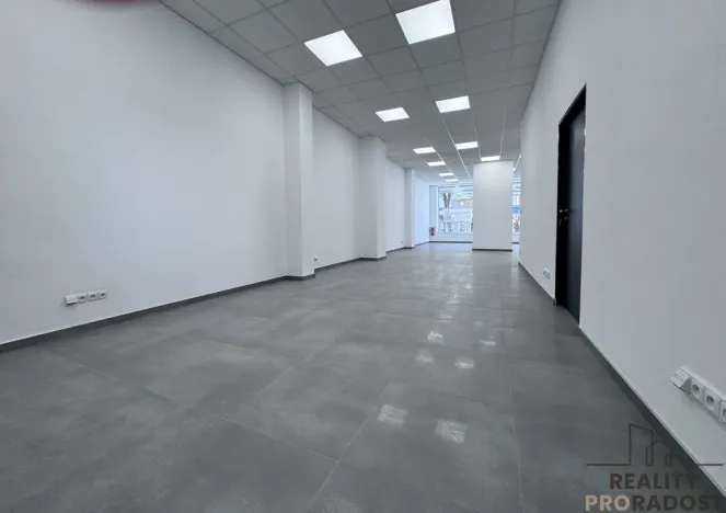 Pronájem obchodního prostoru, Hodonín, Národní třída, 119 m2