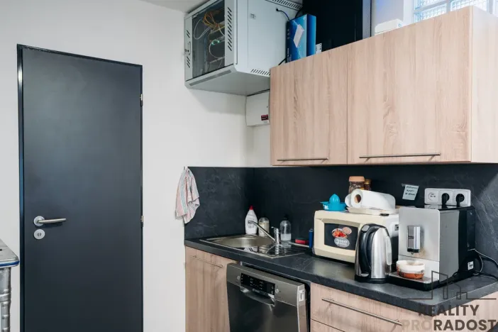 Pronájem obchodního prostoru, Hodonín, Národní třída, 119 m2