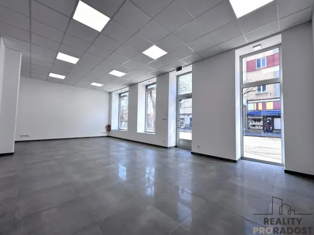 Pronájem obchodního prostoru, Hodonín, Národní třída, 119 m2