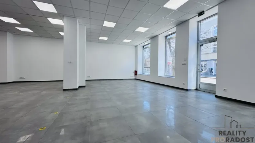 Pronájem obchodního prostoru, Hodonín, Národní třída, 119 m2