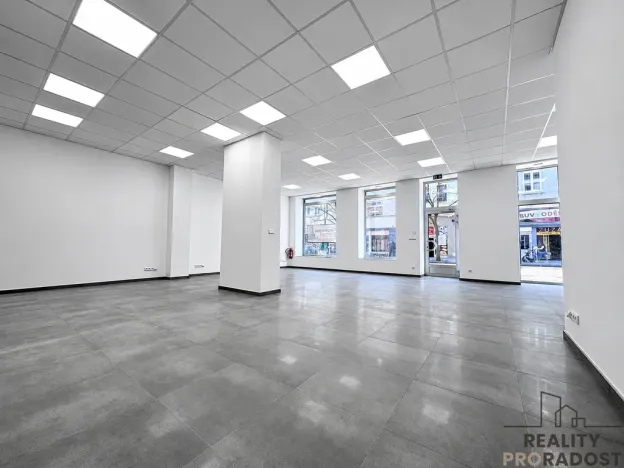 Pronájem obchodního prostoru, Hodonín, Národní třída, 119 m2