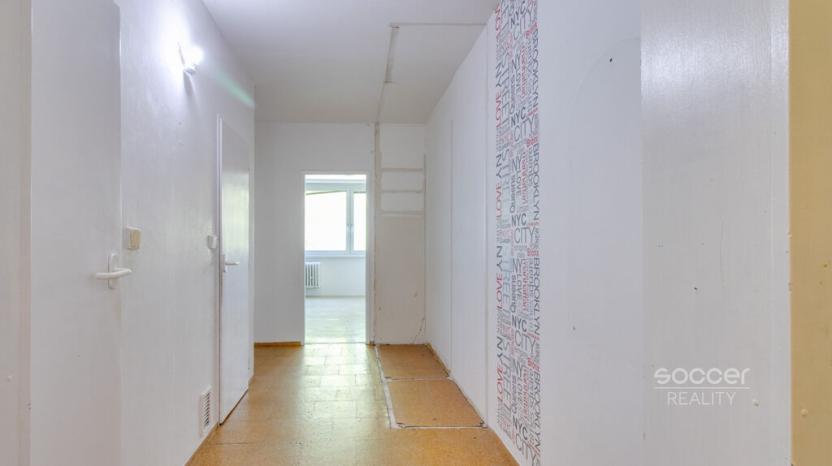 Prodej bytu 3+1, Praha - Kobylisy, Šimůnkova, 63 m2