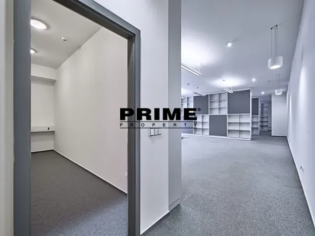 Pronájem kanceláře, Praha - Nové Město, Soukenická, 161 m2